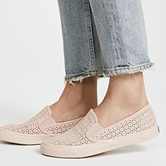 Sperry Womens Women's Seaside Perforated Varsity Sneaker